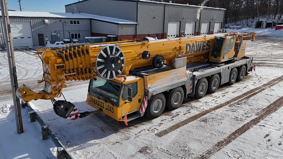 heavyequipment324 게시물 이미지: Liebherr LTM1300.

##liebherrcranes #LTM1300...
