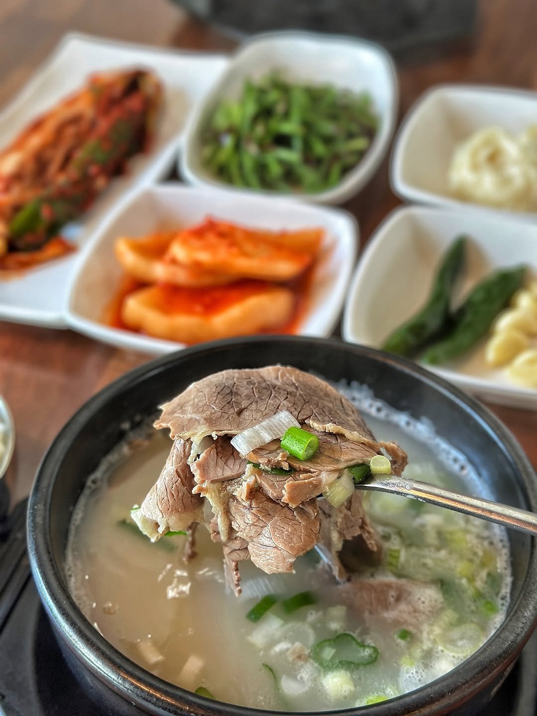 Photo by 희야 𝕙𝕖𝕖.𝕪𝕒 on September 26, 2025. May be an image of congee, porridge, stew and text.