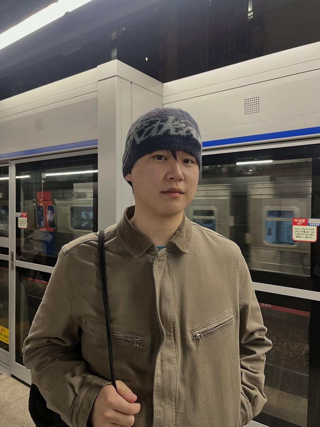 hee_chan_kim 게시물 이미지: 3주 전, 3달 전, 3년 전

3주 전에는 한국에, 3달 전에는 프랑스에, 3년...