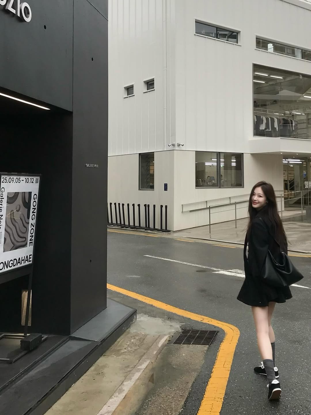 Photo shared by 최희진 on September 29, 2025 tagging @songzio_official. May be an image of duffle coat and text.