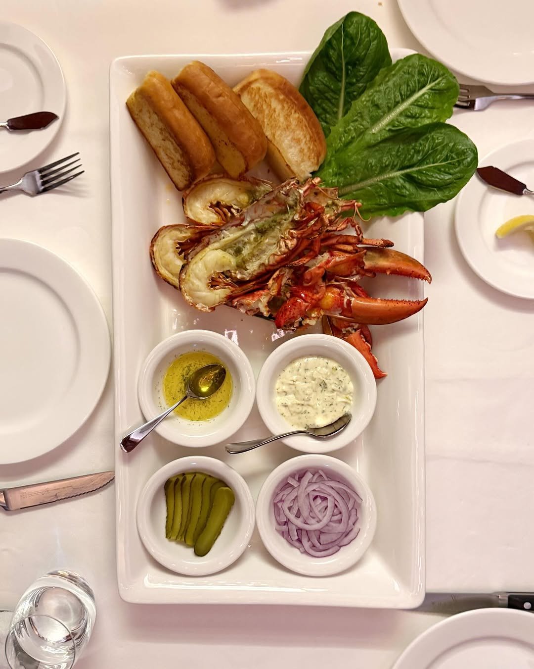 Photo by 강희재 on January 11, 2026. May be an image of shellfish, lobster and text.