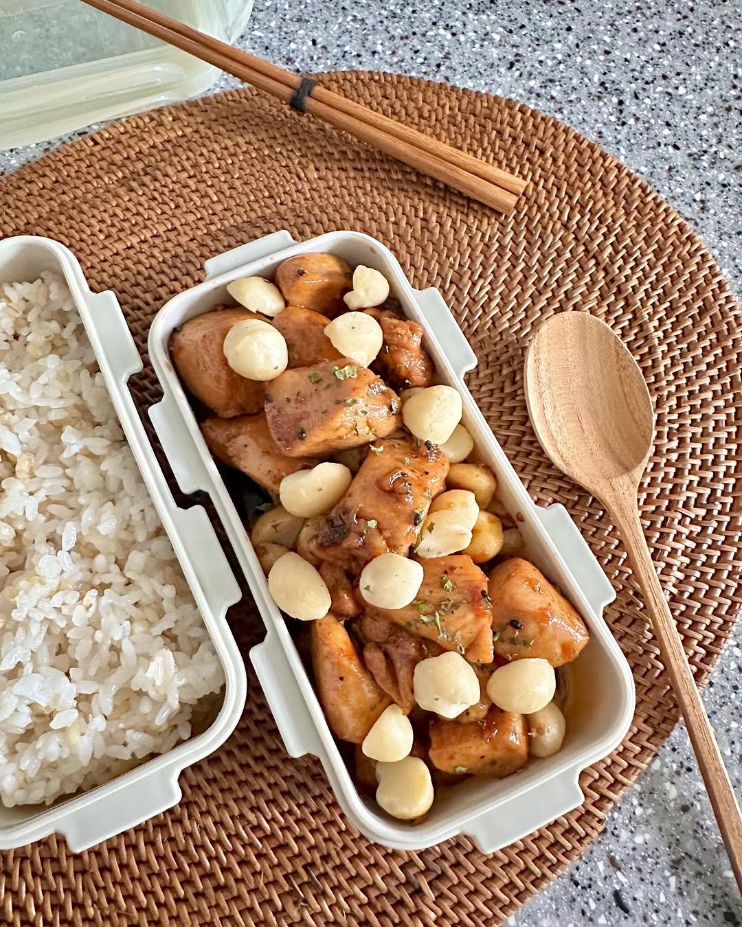 Photo shared by 최희정 on August 28, 2023 tagging @australianmacadamiaskr.