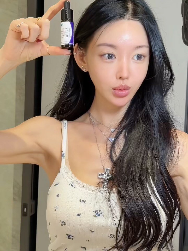 heididrinkslove 게시물 이미지: 궁금하다 너!!
1.앰플들중 첫번째로 사용하고
2.나머지 앰플들 (오일 함류없는...