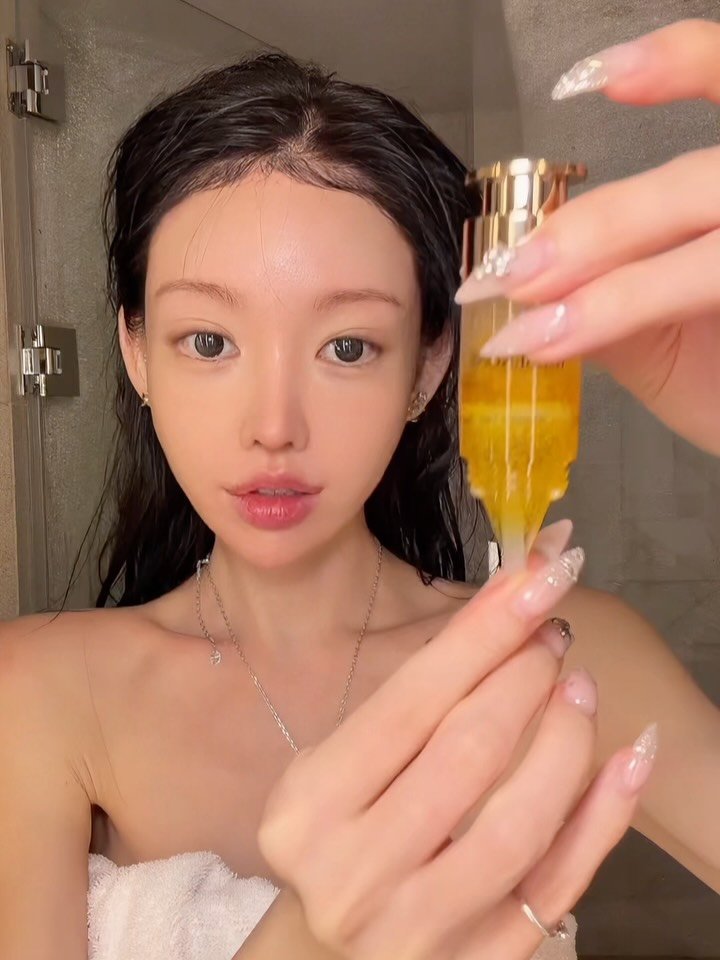 heididrinkslove 게시물 이미지: 마지막 영상은
이데베논 계속 나오면 지겨우실까바
낑겨와봤어유~~ 👀

내성없는...