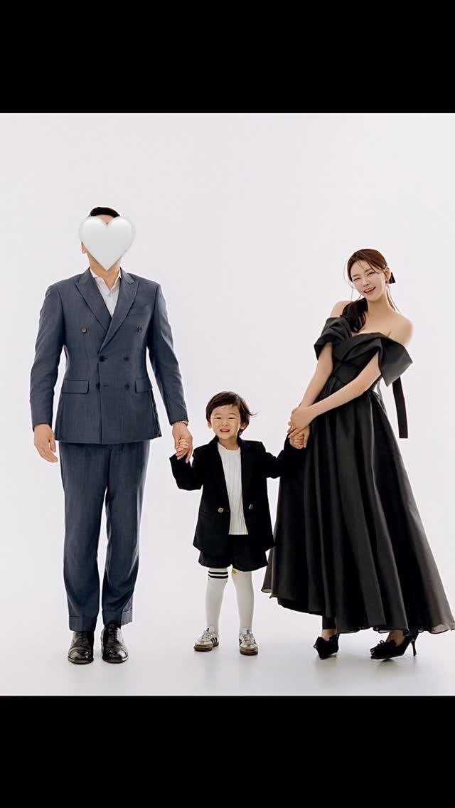heim__family 게시물 이미지: 🐥
#36개월

🐾👆🏻👆🏻이랬던 하임이가!!!

👉🏻▶️👇🏻🔽
정말 많이 컸다...