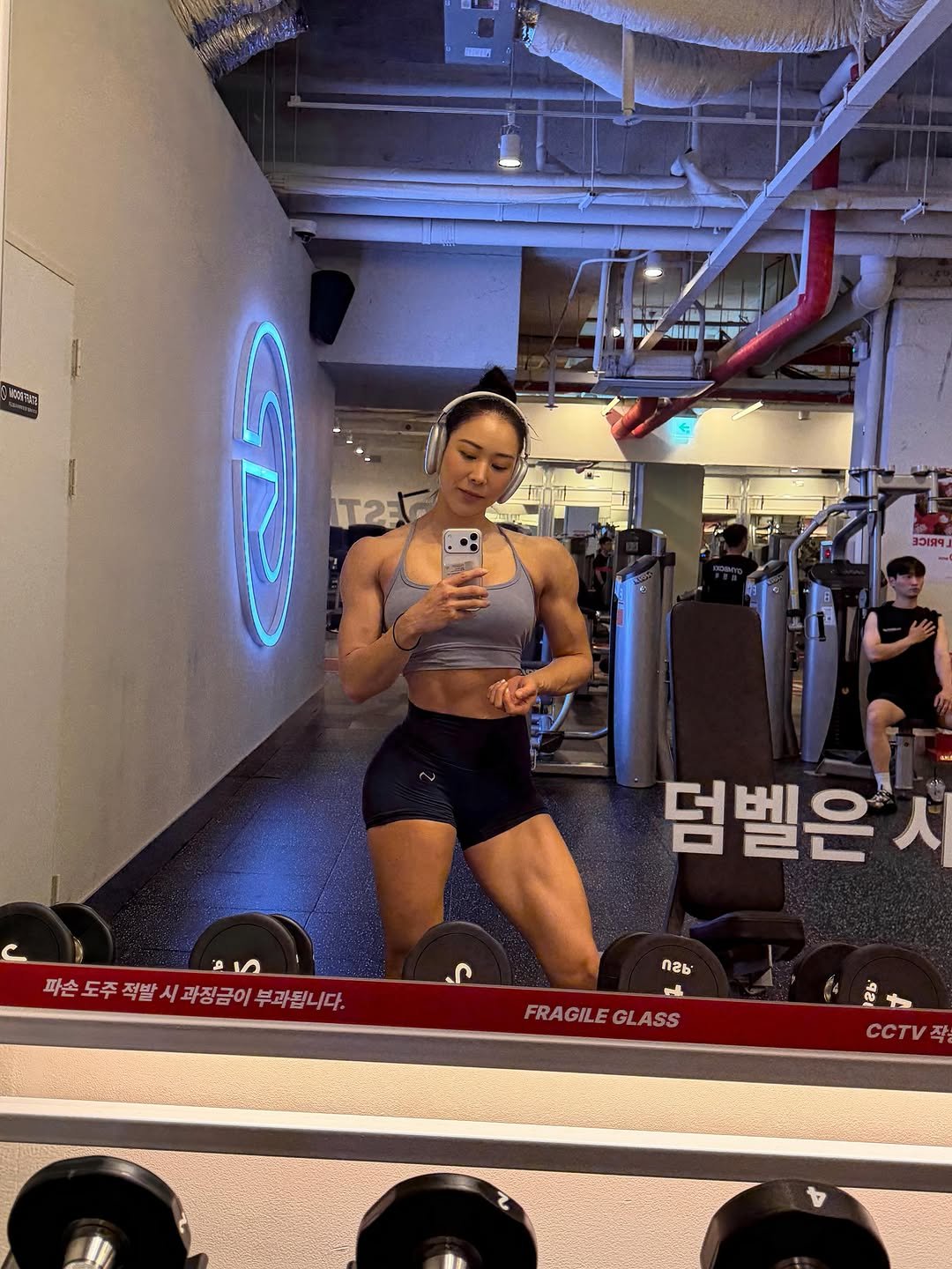 helena_ifbbpro 게시물 이미지: #짐박스 

오늘은 기구맛좀 보러 원정운동💪
대학강의 종강과 함께 조금 여유로워진...