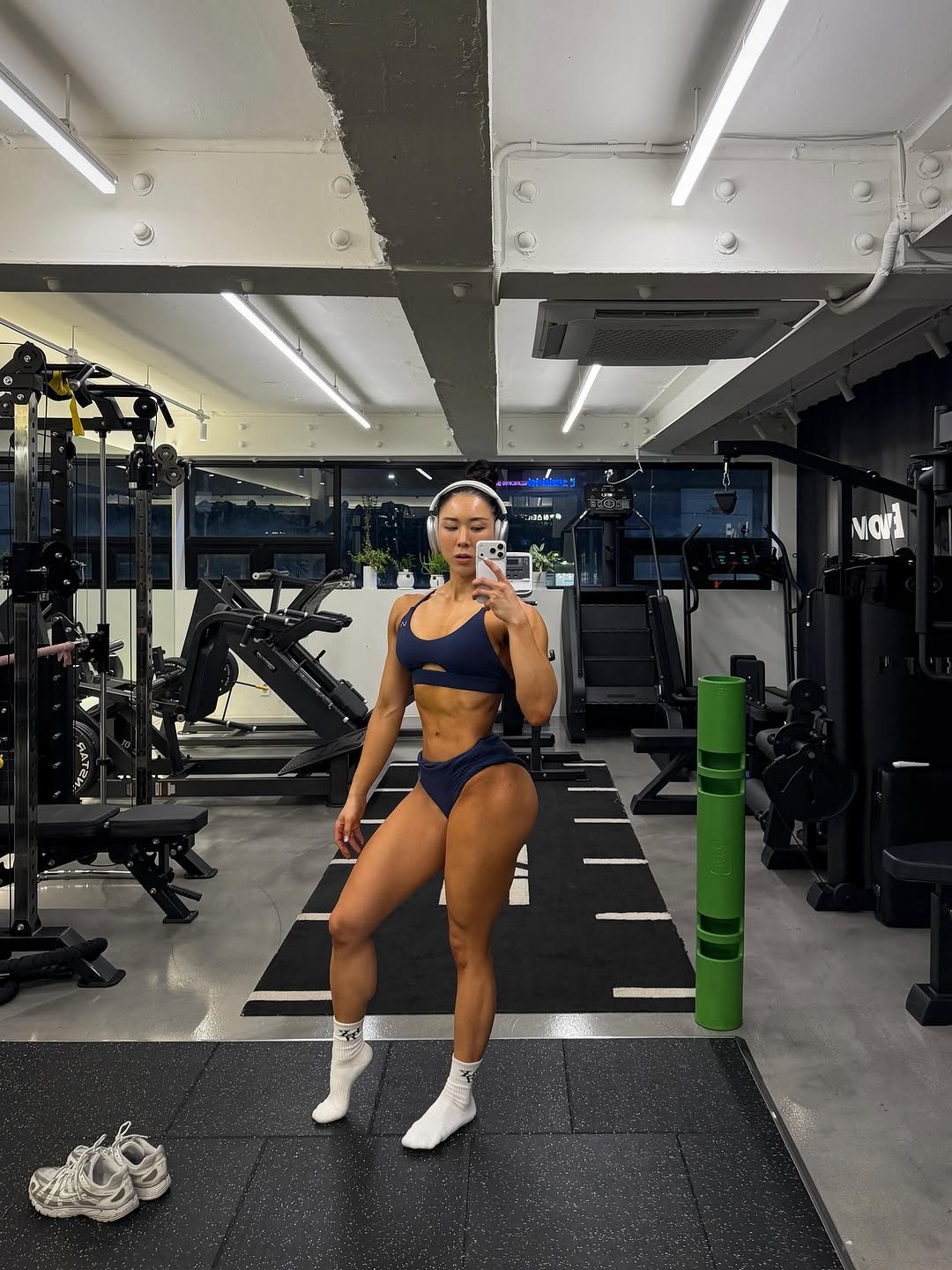 helena_ifbbpro 게시물 이미지: 역시 다이어트가 되어 있어야 감이 생긴다. 
목표장전! 단점 보완 기필코...