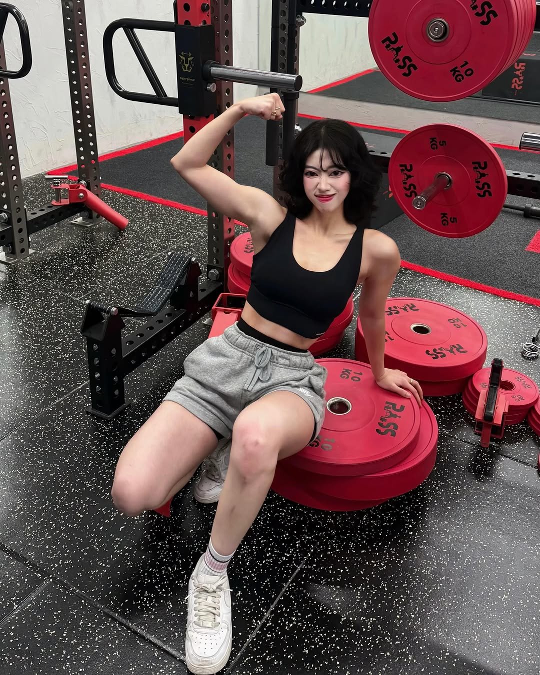 hell_chae0 게시물 이미지: 월드컵보며 맘아프게끓던 피 .. 패스짐에서 팍 식히기...