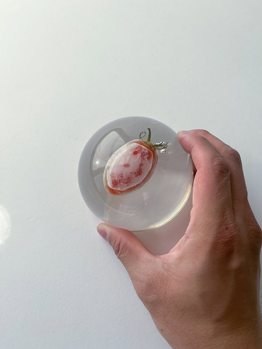 Photo by heloki 헤로키 on November 30, 2025. May be an image of paper weight and text.