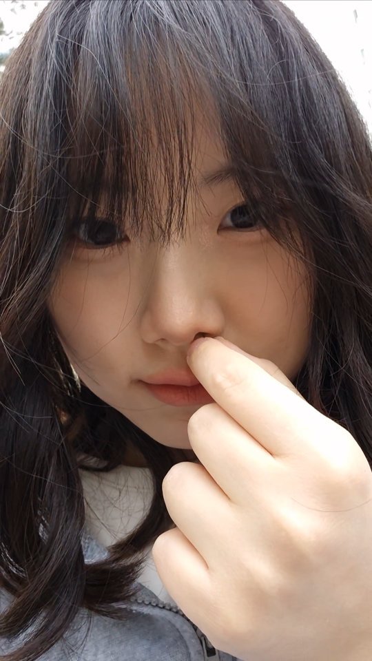 helrin_e 게시물 이미지: 코딱지를파요
