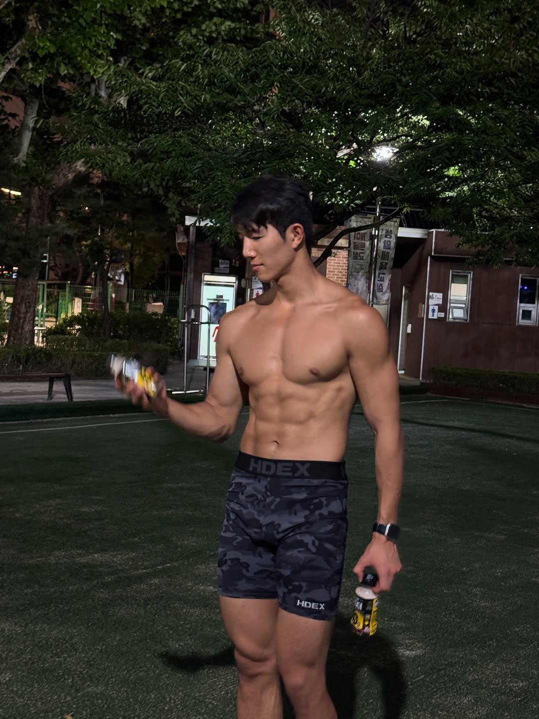 Photo shared by 인플루헌서🇰🇷| 서울 PT 성동구 PT 왕십리 PT on August 27, 2025 tagging @namyang.today. May be an image of 1 person, biceps, body building, activewear, underwear, shorts, outdoors and text that says 'HDEX'.
