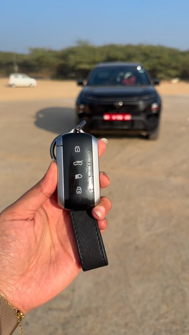 her_garage_yt 게시물 이미지: Unique feature of Tata Safari 2026 Petrol...