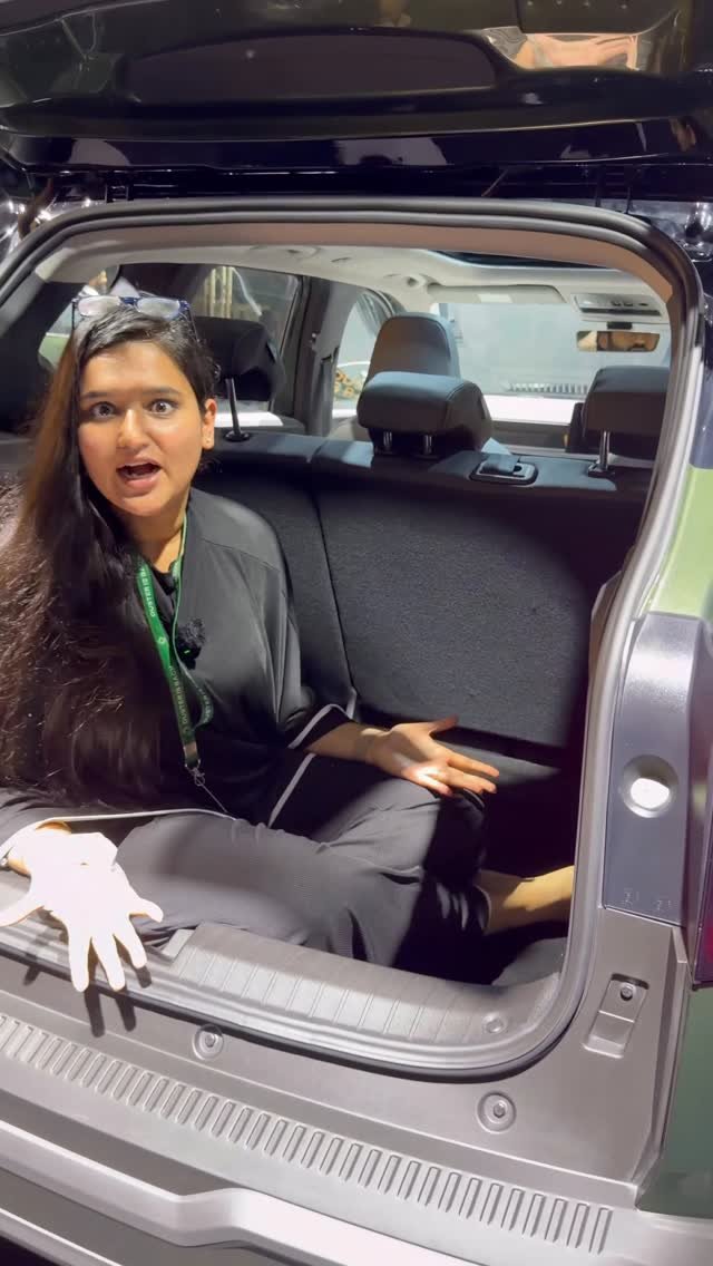 her_garage_yt 게시물 이미지: Duster Boot space 😨 
New Renault duster...