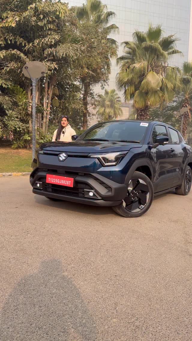 her_garage_yt 게시물 이미지: E vitara Reality 😮 
Maruti suzuki e vitara...