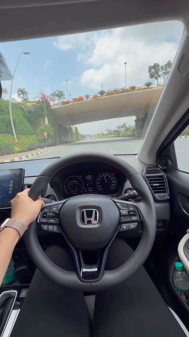 her_garage_yt 게시물 이미지: Honda City Facelift x Moosewala 🗿 
#hondacity...