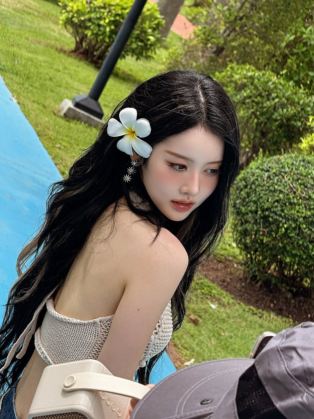 Photo by 시은 on July 24, 2025. May be an image of one or more people, braids, long hair and text.