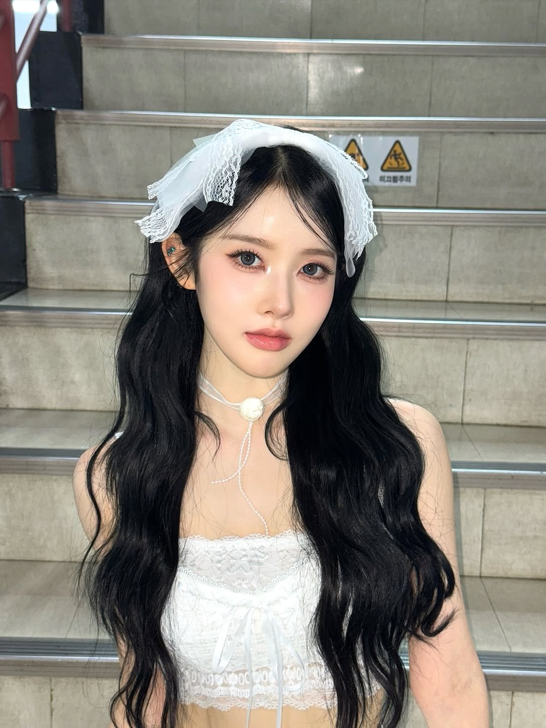 Photo by 시은 on August 15, 2025. May be an image of one or more people and hair.