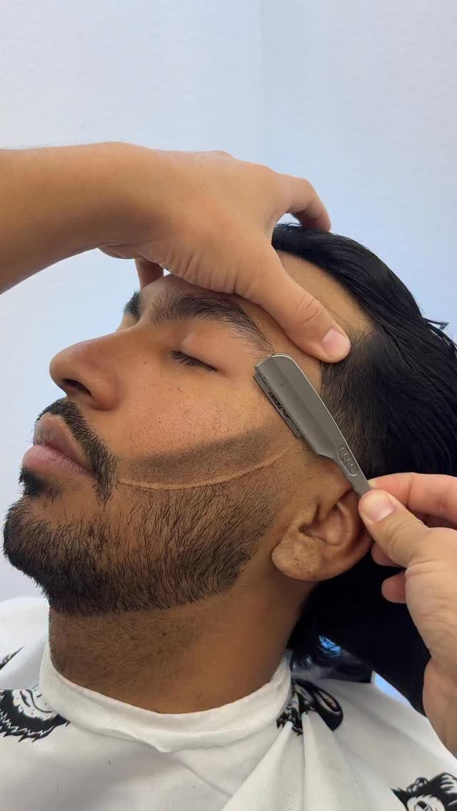 hexxthebarber 게시물 이미지: ASMR 

Located in San Diego and looking for a...