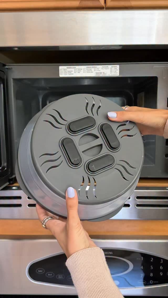 heybrittinirae 게시물 이미지: This magnetic microwave cover is soooo much...