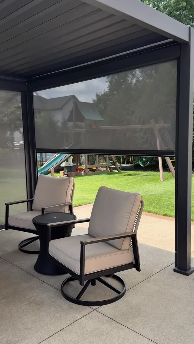 heybrittinirae 게시물 이미지: Total back yard oasis for play dates, chilling...