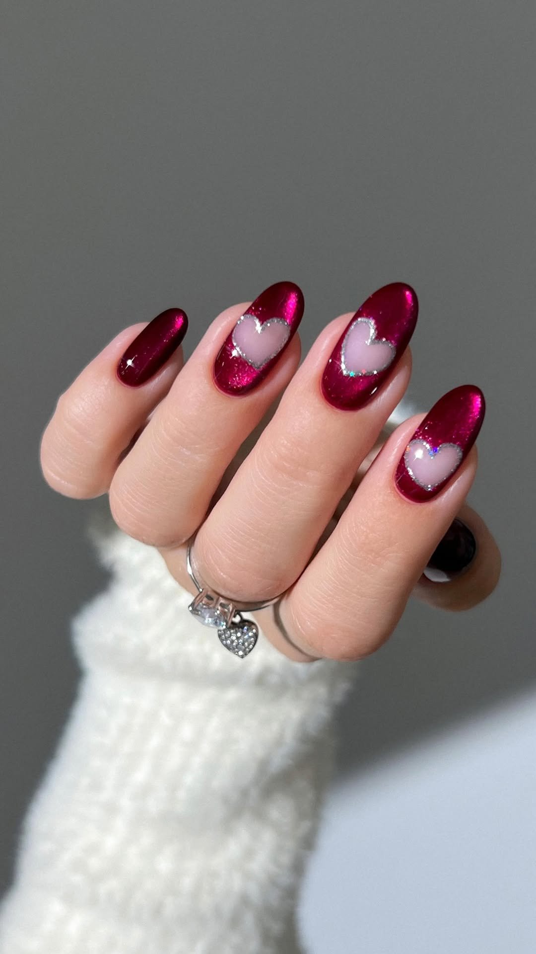 heygreatnails 게시물 이미지: 💗🍷 ruby glass with glittery diamond like...