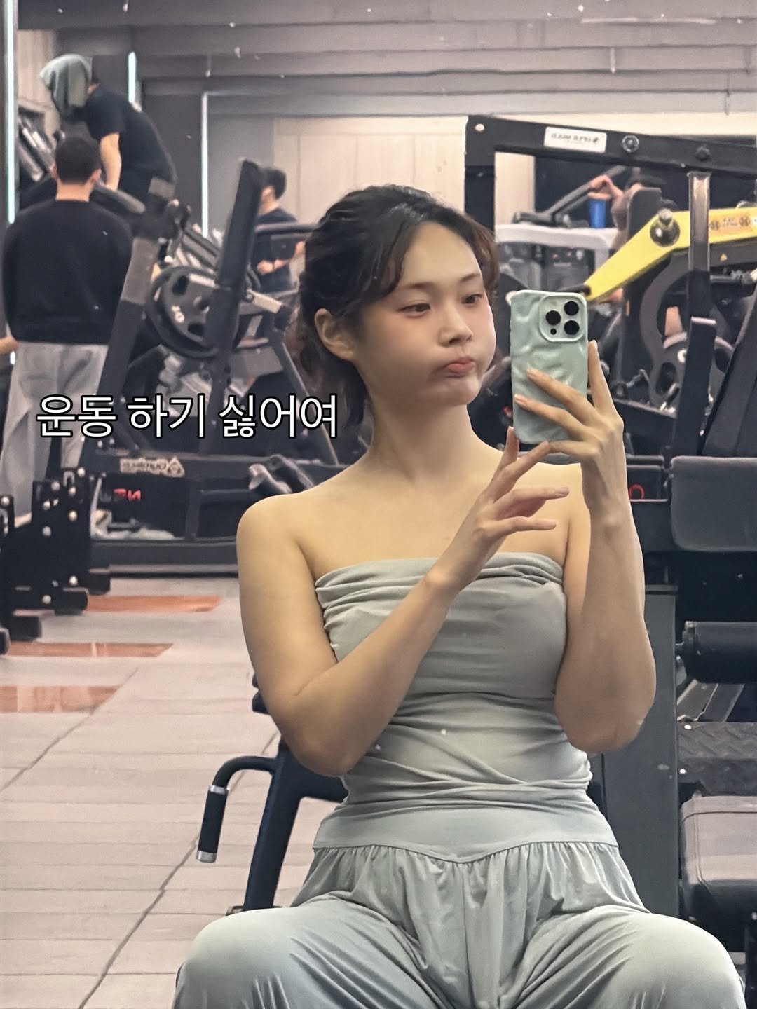heyjia.energy 게시물 이미지: 다들 운동 파트너 있어요? 혼자하기 싫음…
헬스 권태기 언제 없어지려나 🥹
하기...