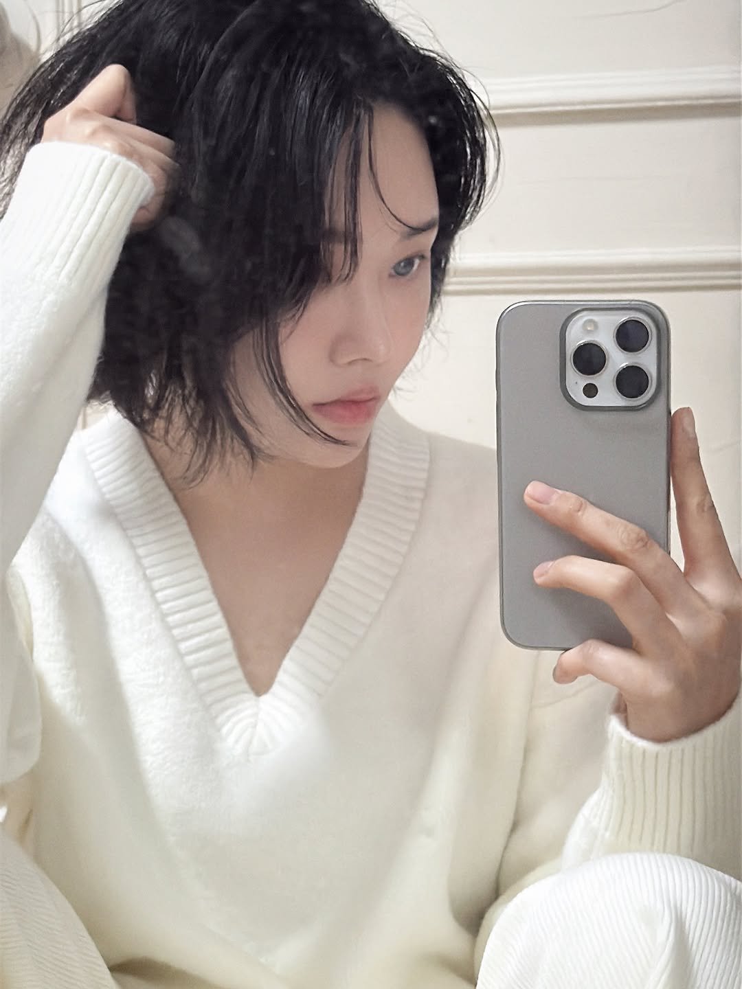 heyjia.energy 게시물 이미지: 간만에 운동복 아닌 사진! 눈와서 춥네요…
감기조심! 🤧🖤