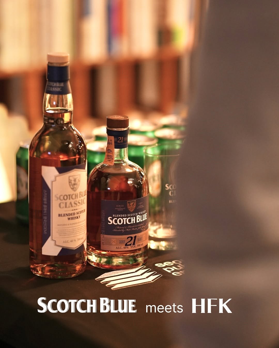 Photo by 𝐇𝐅𝐊 성장하는 사람들을 연결합니다 on December 18, 2025. May be an image of whiskey and text that says 'り Sc SCOTCHBLE CLASSIC CIASSI BLENDEDS WHISKT SCOTO SCOTCH SCOTCHBLIE NISET END 3C BLUE ALCONVOL 00ml SCOTCH BLUE meets HFK'.