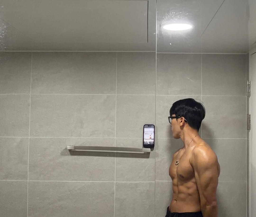 hhooo5__ 게시물 이미지: 2026.05.02, 04 #운동기록

✔️05.02(등+어깨)

풀업 15회...