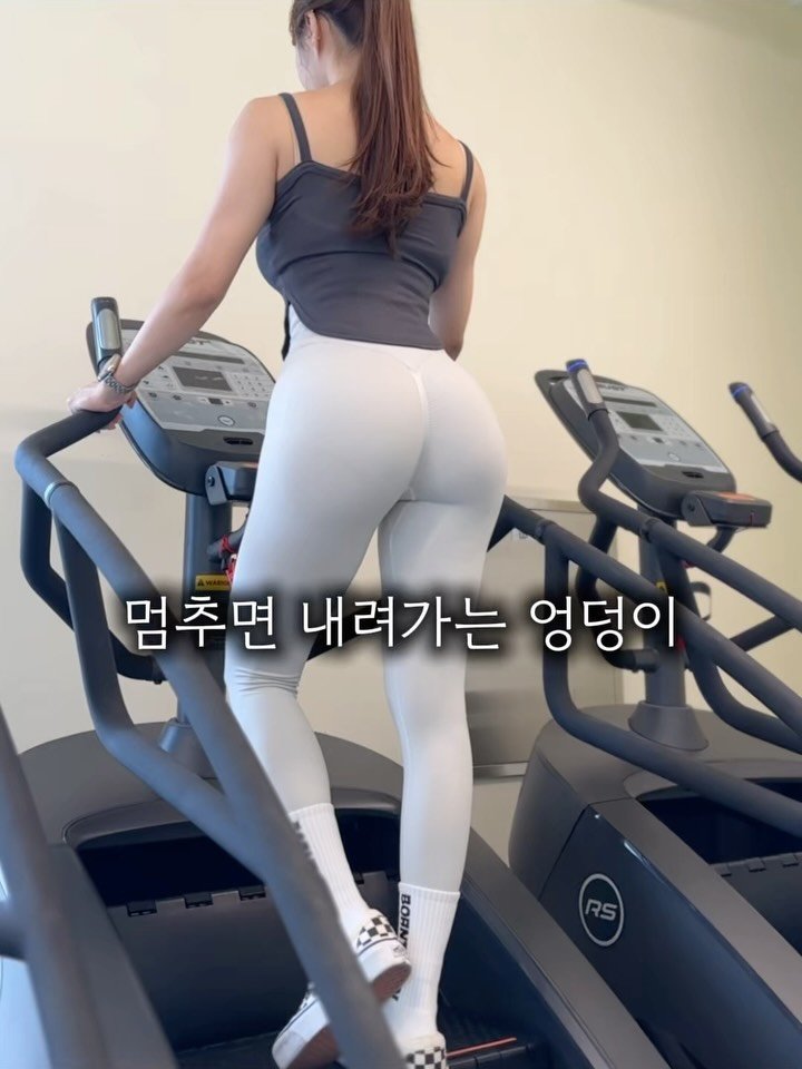hi.joo0 게시물 이미지: 이거 진짜예요.
웨이트 구력 7년,
쉬다 다시 하다 참 여러 번 했지만
최근...
