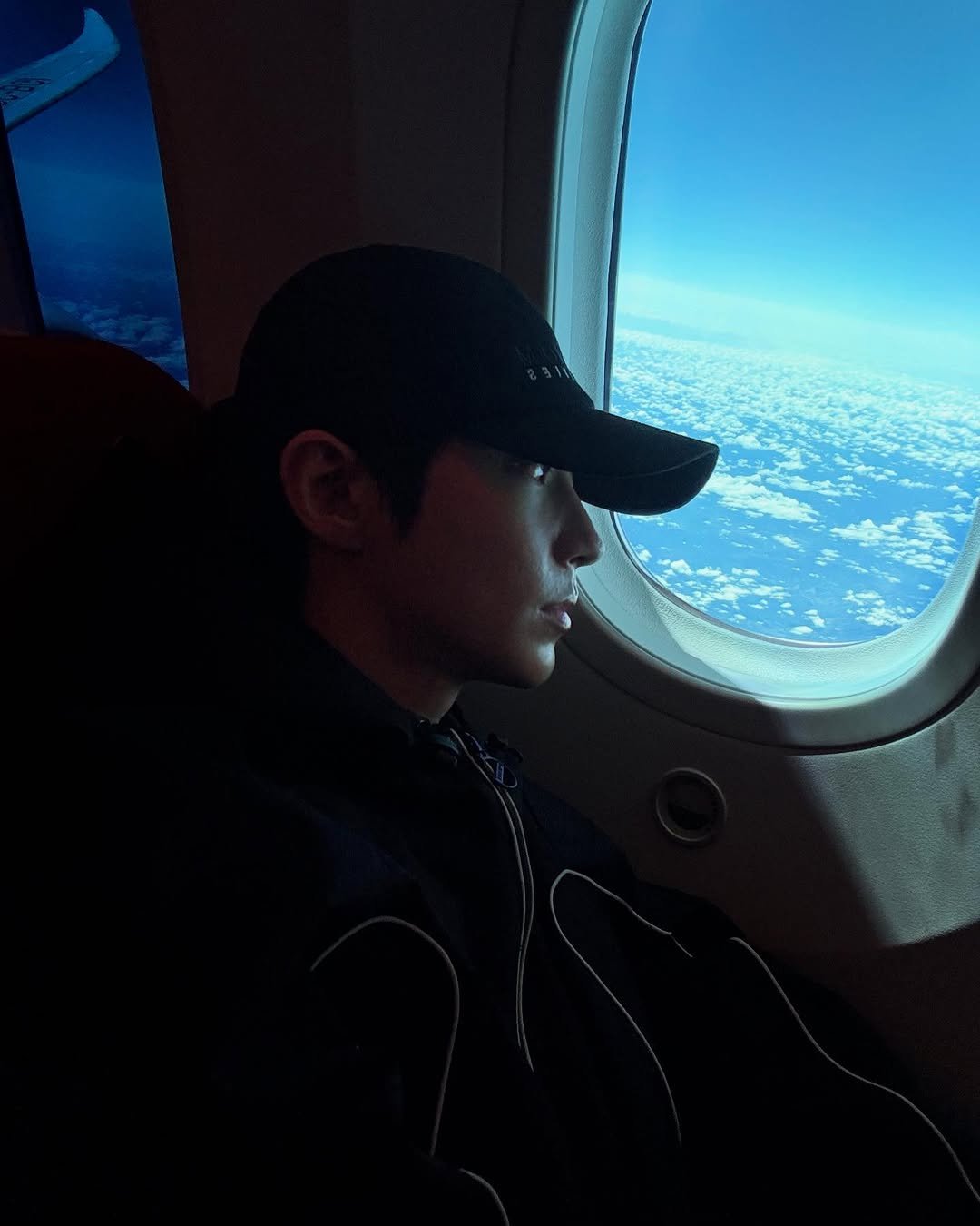 Photo by 황인엽 on March 24, 2025.