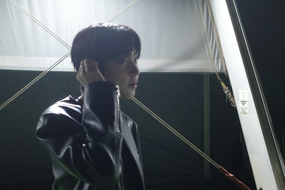 Photo shared by 황인엽 on April 11, 2025 tagging @k_hyukjoon, and @knstudio_official.