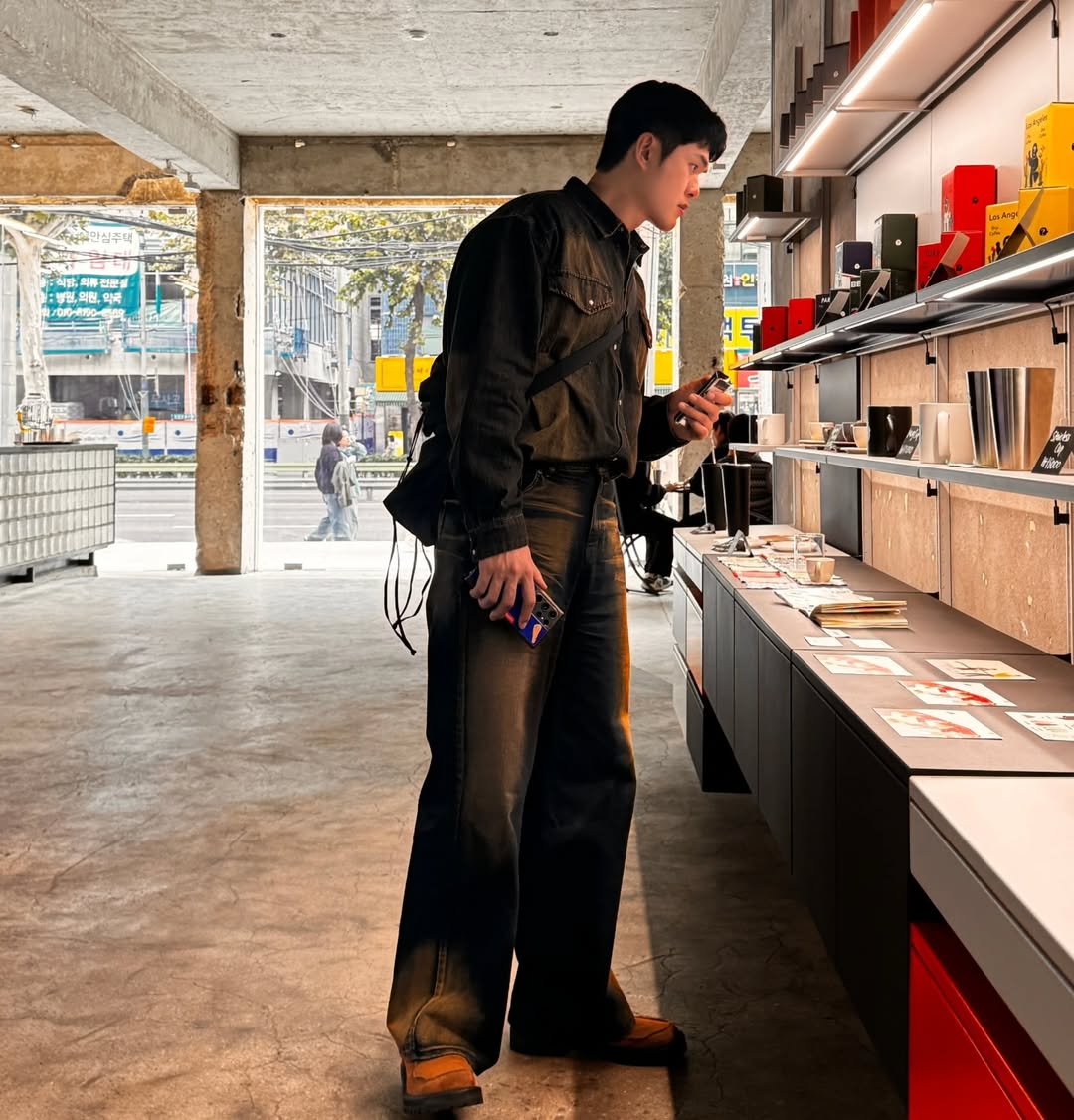 Photo by 상원 (Warmer) on October 31, 2024.