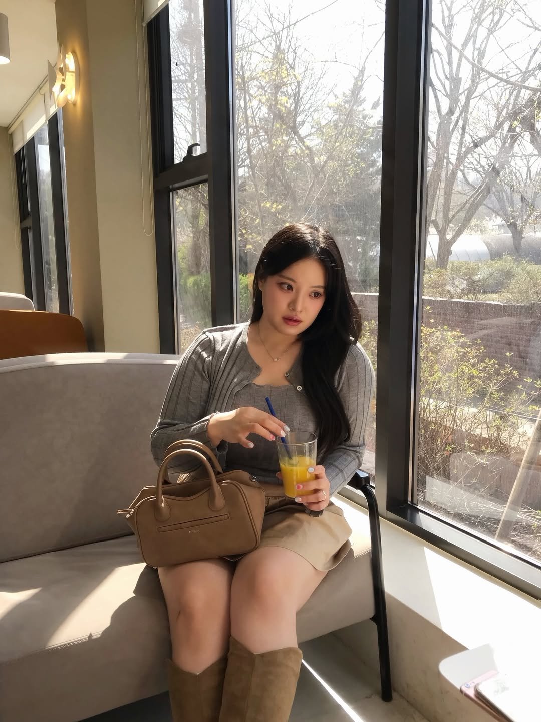 Photo by 물결 Mulgyul on April 08, 2026. May be an image of juice and text.