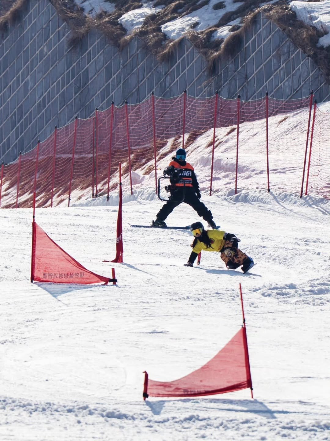 higher_company__ 게시물 이미지: 🇰🇷❄️⛷️🏂🏁

2026 KBI 상상인 
SNOWBOARD...
