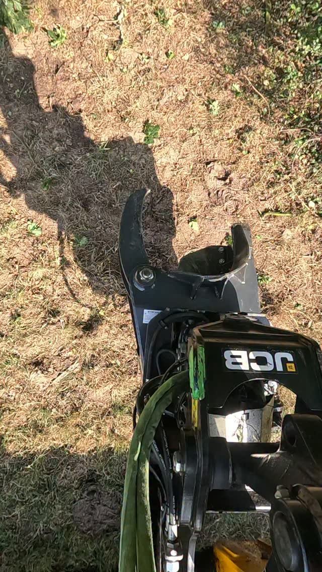 highwayharper 게시물 이미지: Tree Shear POV

#trees #treework...