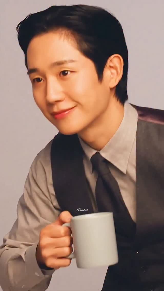 himin012 게시물 이미지: 🌷2026. 06. 11
☕️🍒🪽
.

[정해인] 정해인과 함께 교보로 부터💚...