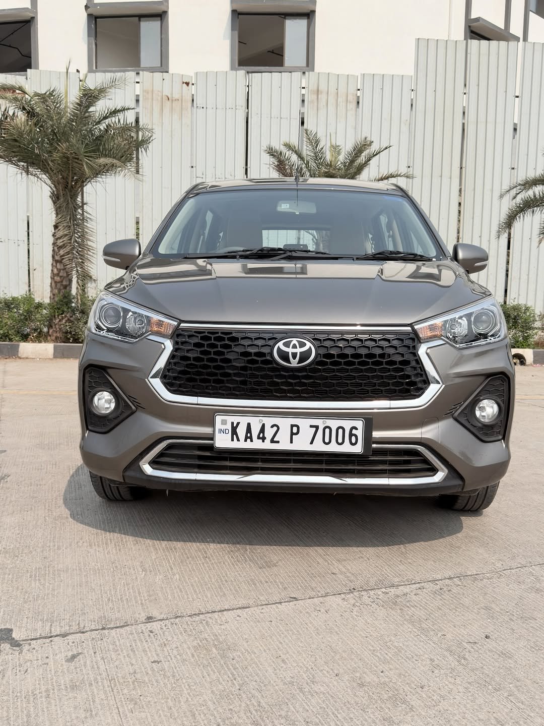 Photo by Hindi AutoGuru by Sushil Nawadkar on February 17, 2026. May be an image of car, wheel, windshield and text.