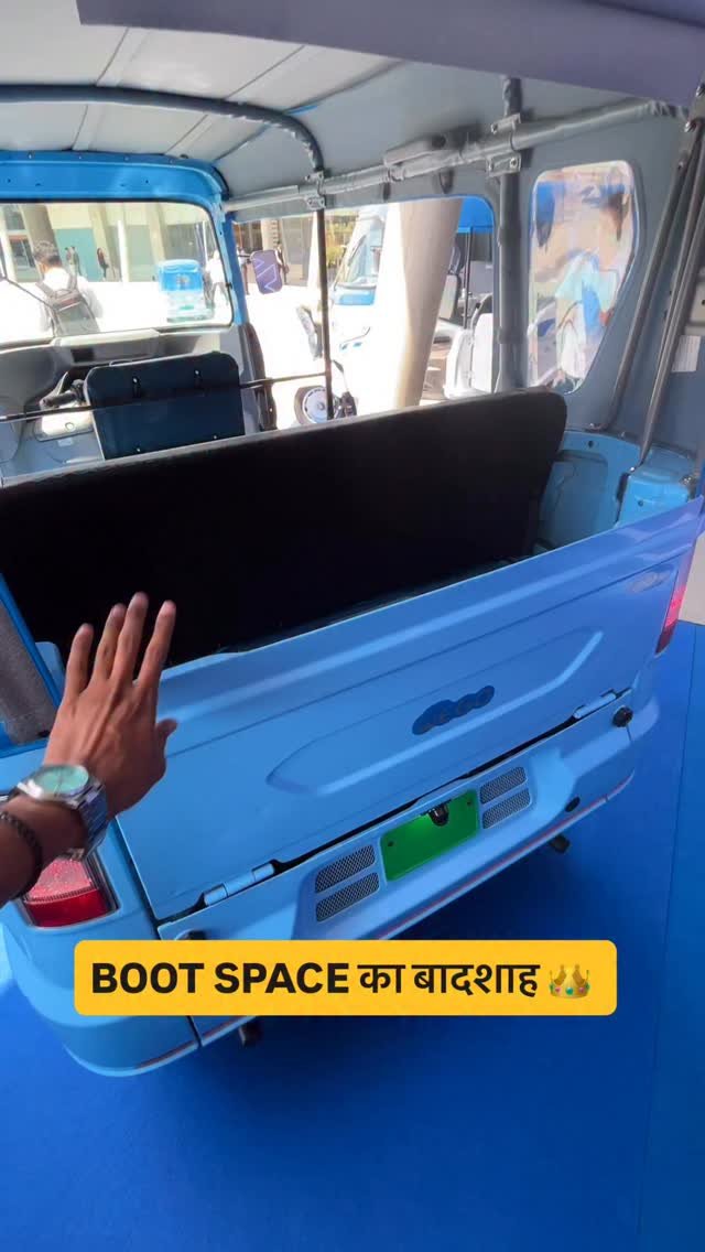 hindiautoguru 게시물 이미지: इतनी बड़ी डिग्गी 🔥 
Bajaj Wego ✅ 

#bajaj...