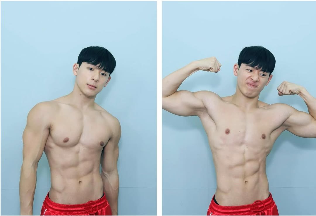 Photo by 김히릿 on September 26, 2025. May be an image of 2 people, biceps, people bodybuilding, underwear and text.