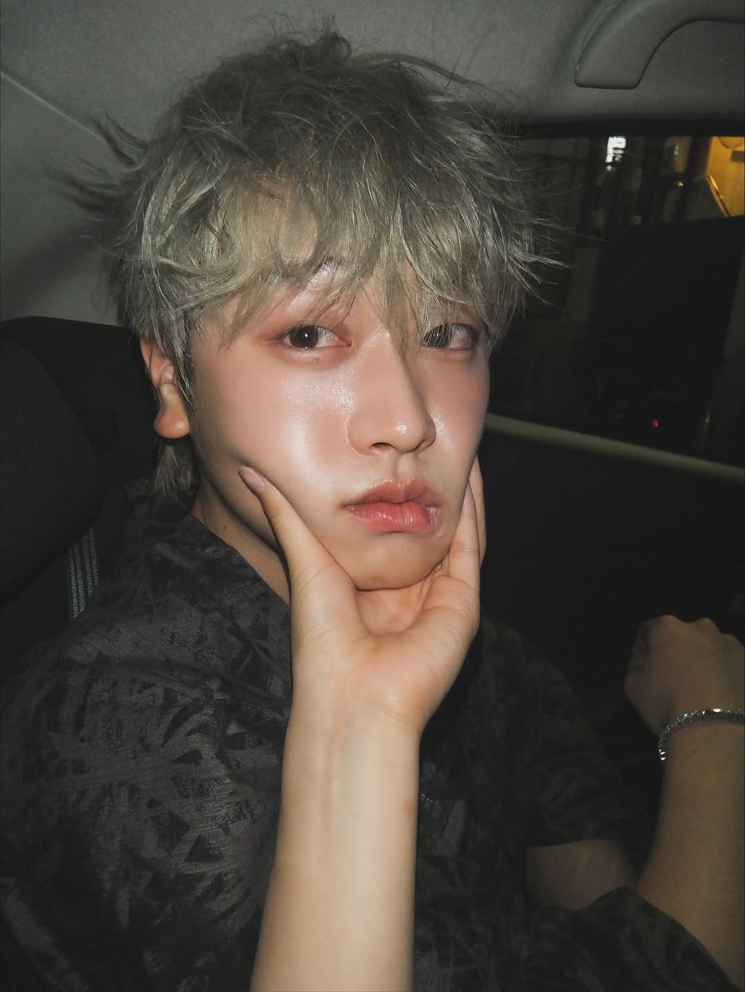 hiroki1479_ 게시물 이미지: 북적한 야시장보다 조용히 불꽃이 보는게  더 좋아🎆

#まつり