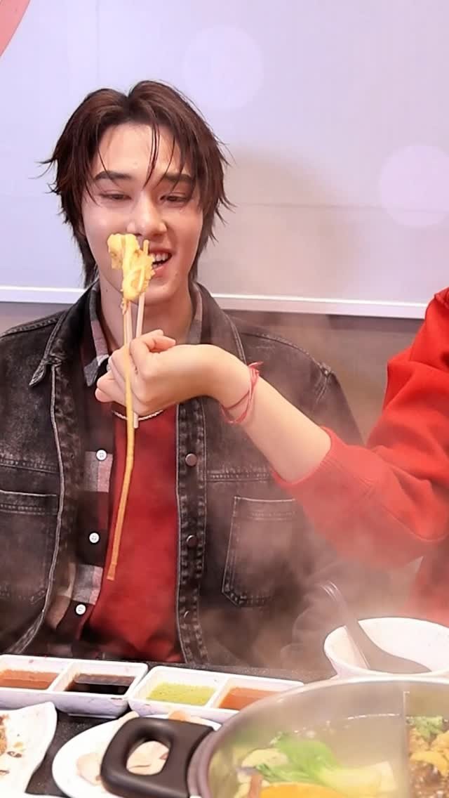 hirunkit_ 게시물 이미지: สกายชวนนานิแข่งอีกแล้ว...