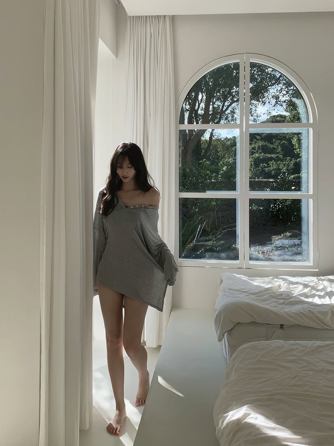 hj_0130__ 게시물 이미지: 숙소에서만 4천장 넘게 찍은 사람 나야나 😅

그만큼 예쁘고 가득 담고 싶었던 곳,...
