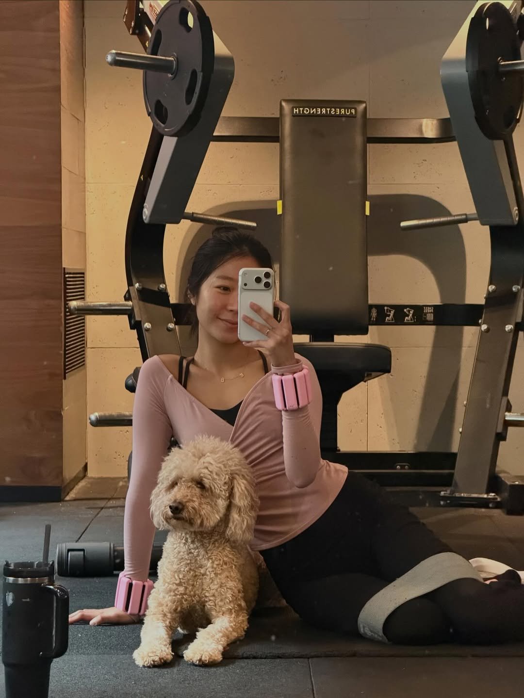 Photo by Evelyn 현정 Ha on February 17, 2026. May be an image of cocker spaniel, Bedlington terrier, treadmill and text.