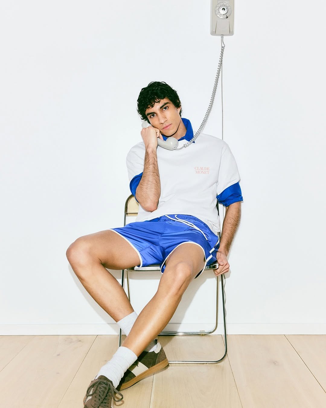 hm_man 게시물 이미지: Summer is calling: swimwear, crisp tees and flip-flops.