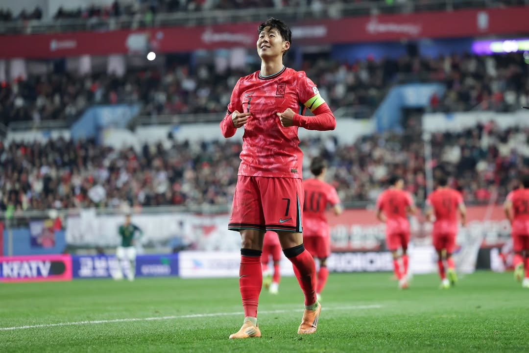 Photo shared by Son HeungMin(손흥민)🇰🇷 on November 19, 2025 tagging @adidasfootball, and @hm_son7.