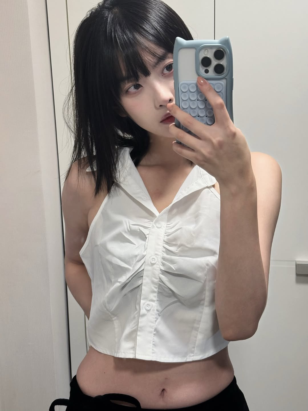 Photo by 고말숙 on October 11, 2025. May be a selfie of one or more people, hair, top and text.