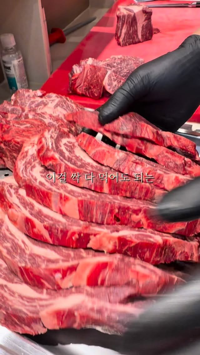 hobby_wife 게시물 이미지: (28만뷰)(광고) 동성로에 26500원 무한리필 냉장소고기집 등장!!

서울에서는...