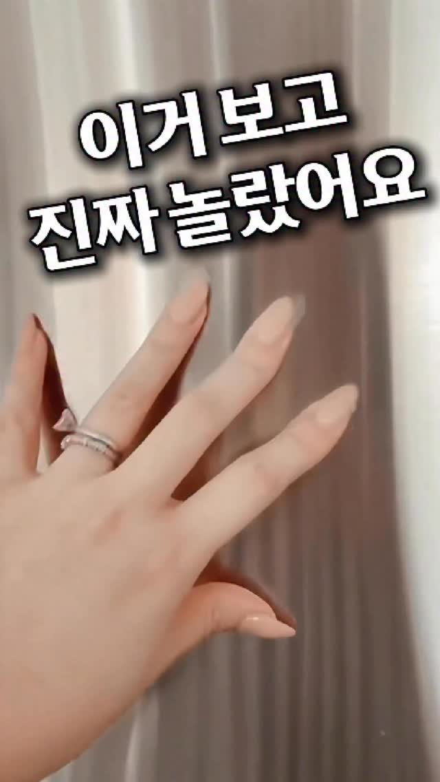 homes_tips 게시물 이미지: 대박!! 

호텔에서 일하는 친구 덕분에 알게된
청소고민 해결 대박템!😳

아무리...