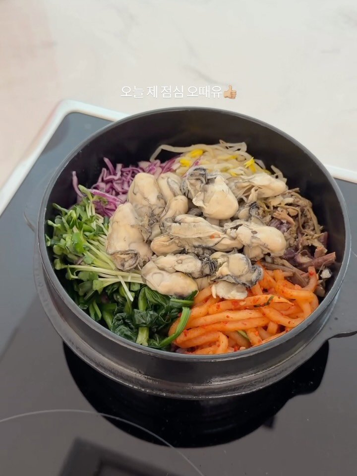 hommongmong 게시물 이미지: 오늘 저녁 뭐해드셨어요?🙋🏻‍♀️

#무쎄뚝배기가마솥 #오늘마감‼️

저희집에도...